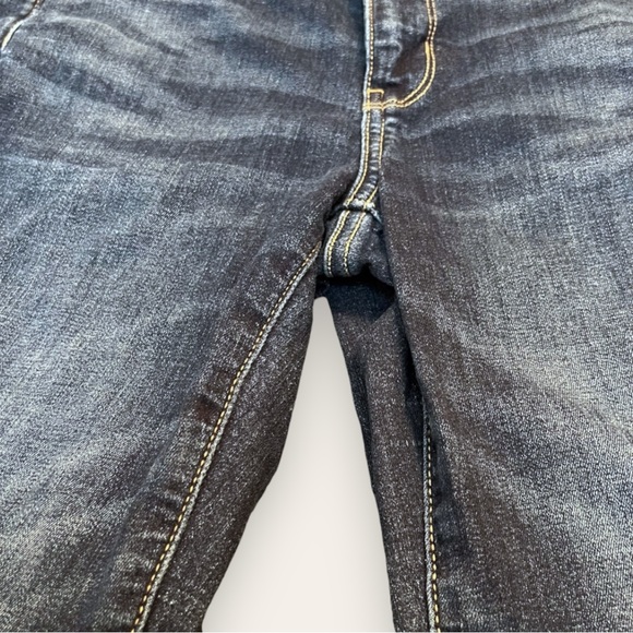 AMERICAN EAGLE - AE Ne(x)t Level Super High-Waisted Jegging in Medium Wash, 29” - Picture 9 of 16